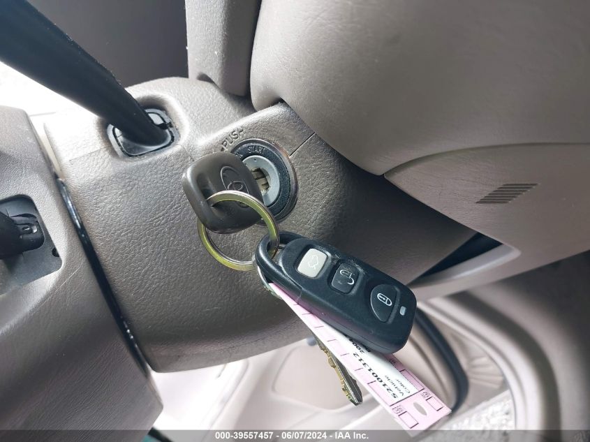 2004 Toyota Camry Le V6 VIN: 4T1BF32K74U577643 Lot: 39557457