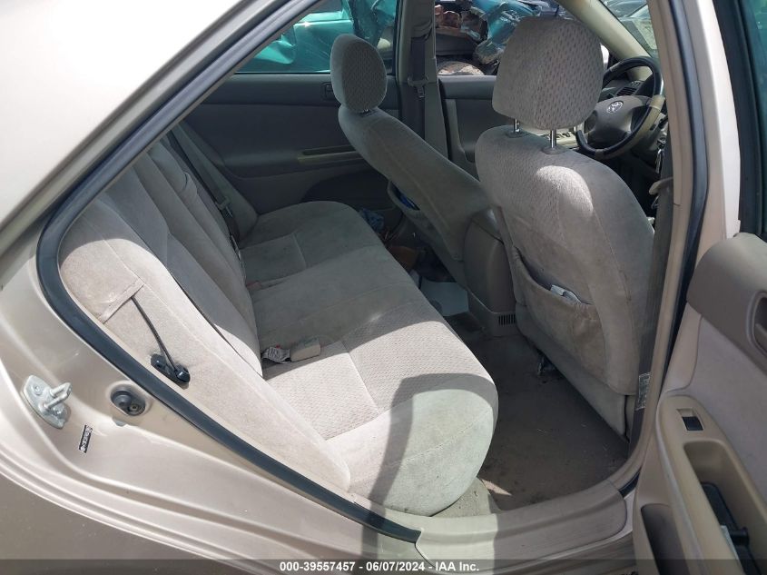 2004 Toyota Camry Le V6 VIN: 4T1BF32K74U577643 Lot: 39557457