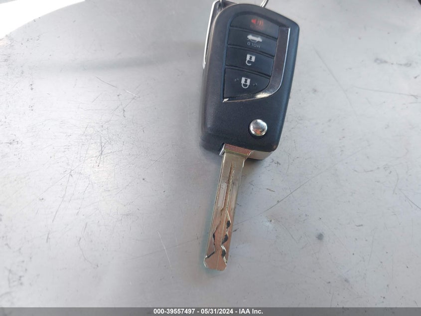 VIN JTDEPRAE1LJ018344 2020 TOYOTA COROLLA LE