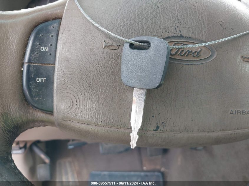 2001 Ford F-150 Harley-Davidson Edition/King Ranch Edition/Lariat/Xlt VIN: 1FTRW07W11KF45856 Lot: 39557511