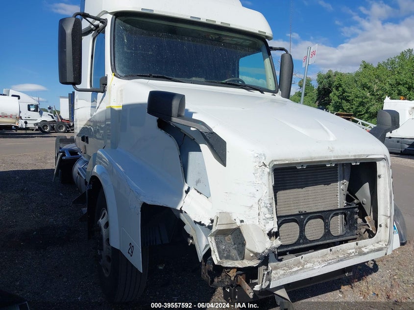 2016 Volvo Vn Vnl VIN: 4V4NC9EH1GN954547 Lot: 39557592