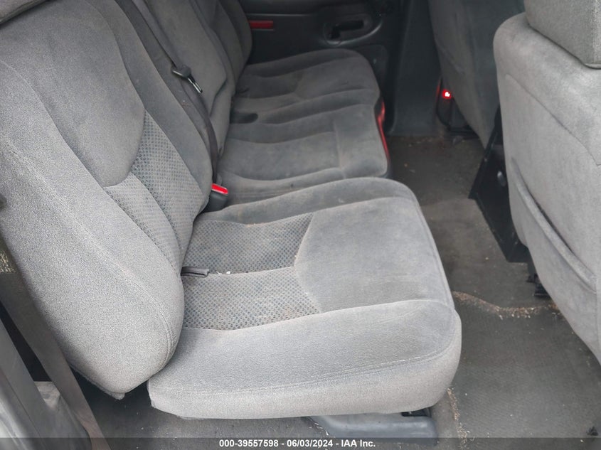 2005 Chevrolet Silverado 1500 Ls VIN: 2GCEC13T551374124 Lot: 39557598