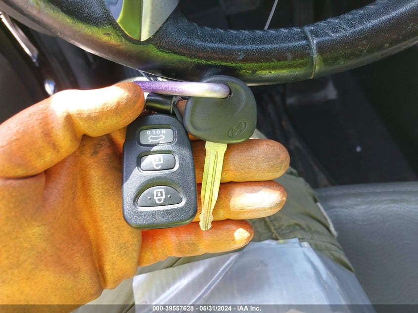 2012 Hyundai Elantra Limited VIN: 5NPDH4AE7CH148200 Lot: 39557628