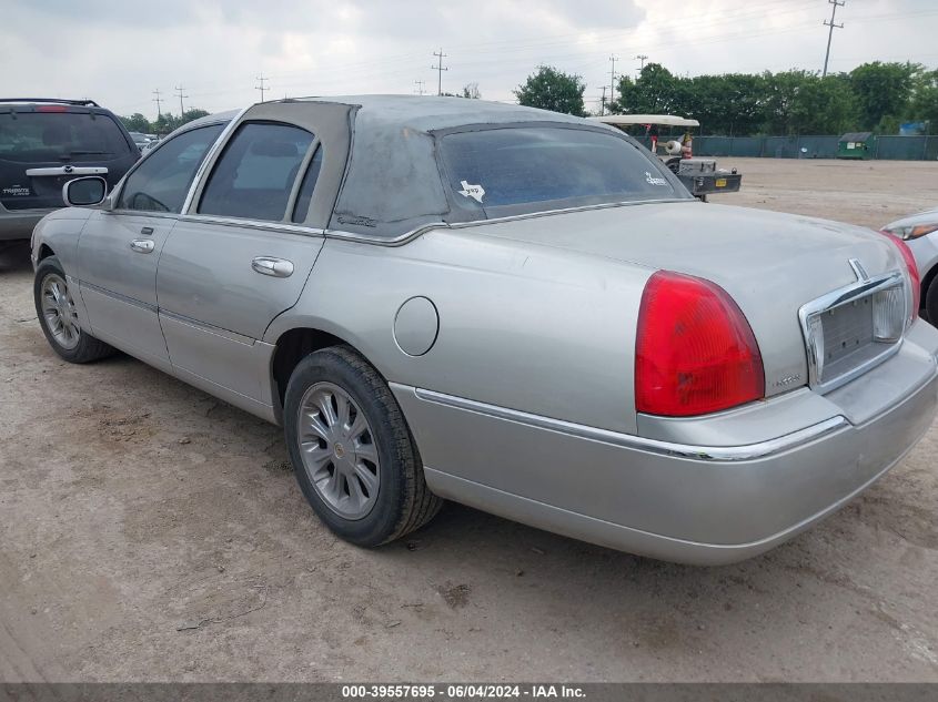 2007 Lincoln Town Car Signature VIN: 1LNHM81V67Y605714 Lot: 39557695