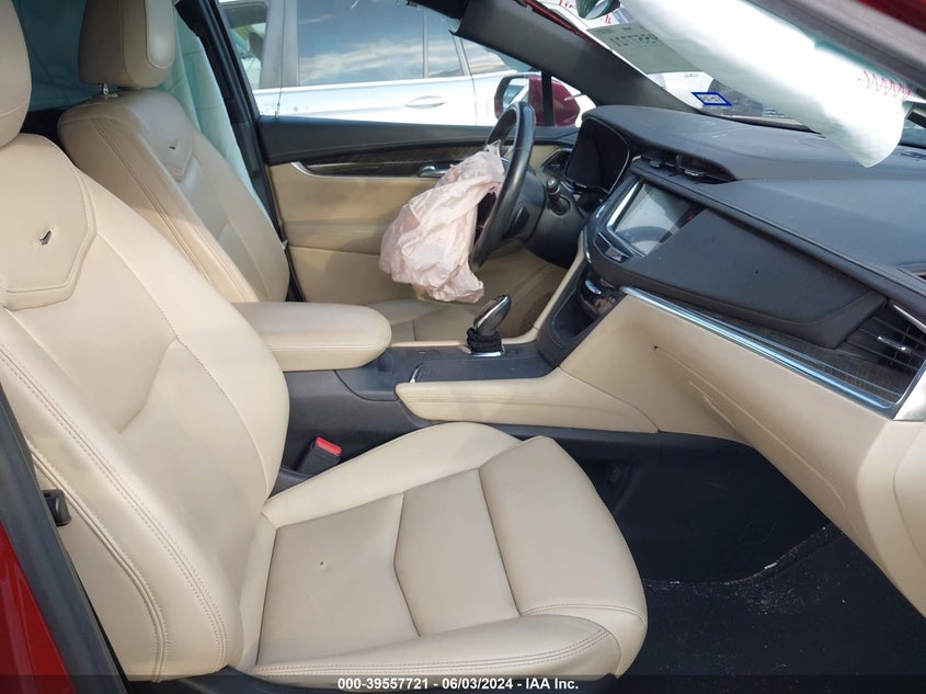 VIN 1GYKNARS8HZ210299 2017 CADILLAC XT5 STANDARD