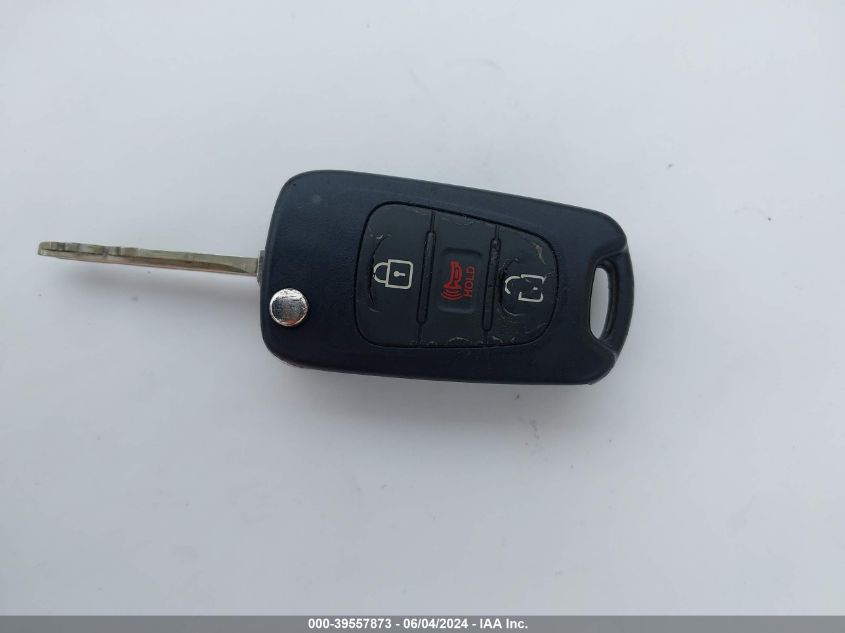 2013 Kia Soul + VIN: KNDJT2A63D7566631 Lot: 39557873