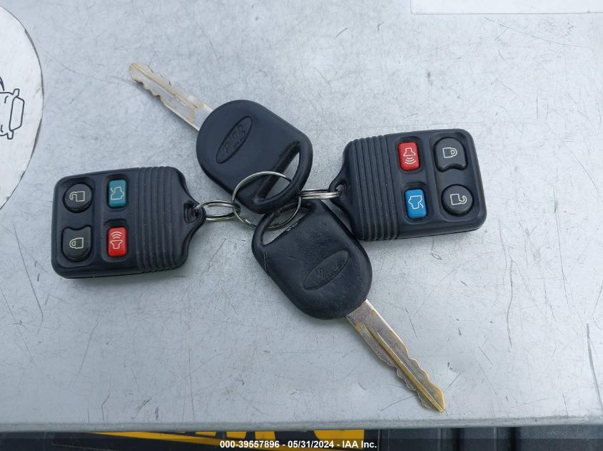 2010 Ford Focus S VIN: 1FAHP3EN3AW190840 Lot: 39557896