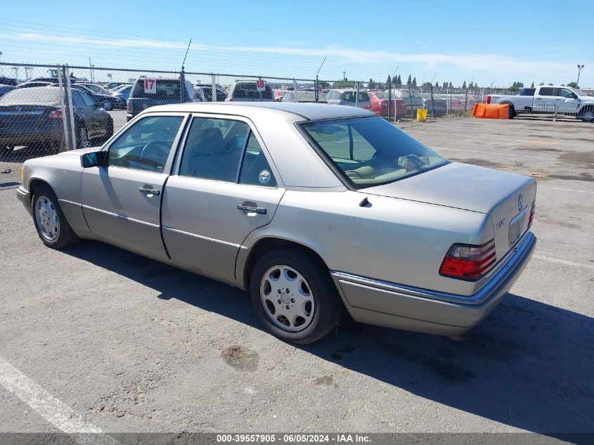 1994 Mercedes-Benz E 320 VIN: WDBEA32E0RC059900 Lot: 39557905