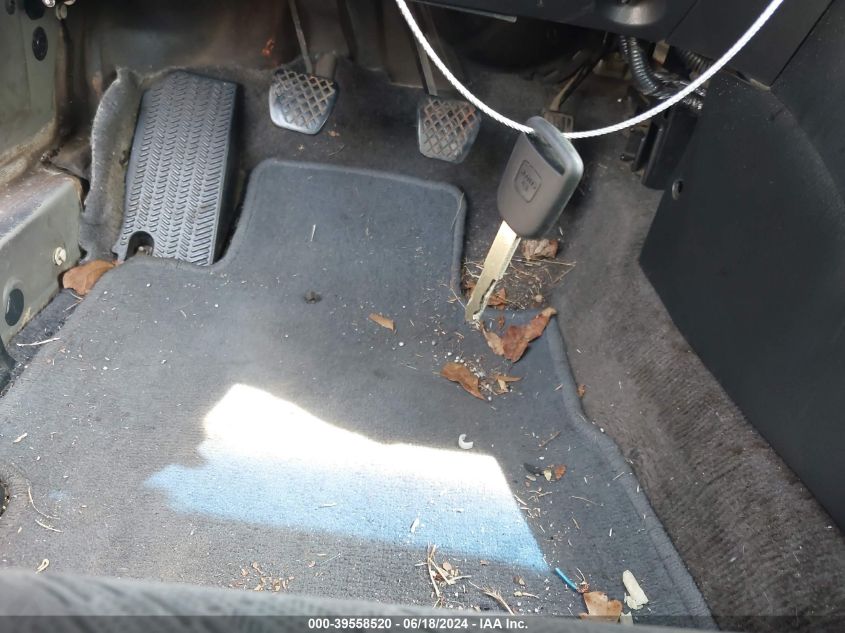 2004 Honda Civic Ex VIN: 1HGEM21964L016793 Lot: 39558520