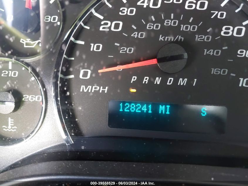 2019 Chevrolet Express 2500 Work Van VIN: 1GCWGBFP1K1228205 Lot: 39558529