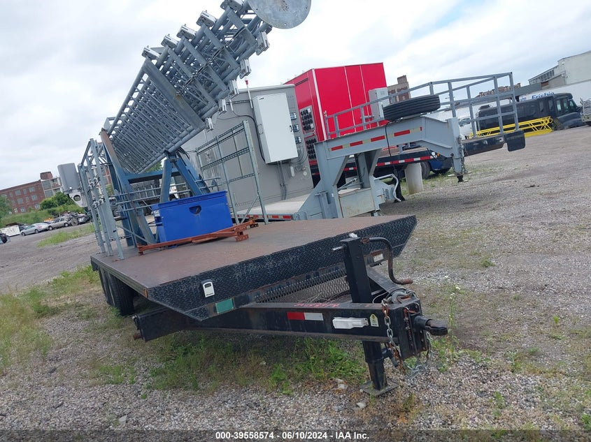 BU 18 BU TRAILER 2011. Lot# 39558574. VIN 1M9BU1829BN631700. Photo 1