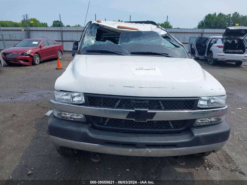 2002 Chevrolet Silverado 3500 Ls VIN: 1GCJK33102F122734 Lot: 39558621