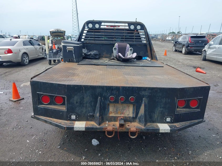 2002 Chevrolet Silverado 3500 Ls VIN: 1GCJK33102F122734 Lot: 39558621