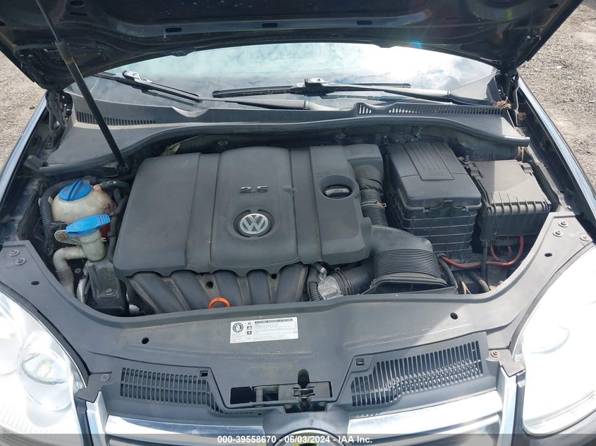 2010 Volkswagen Jetta Limited Edition VIN: 3VWRZ7AJ4AM139167 Lot: 39558670