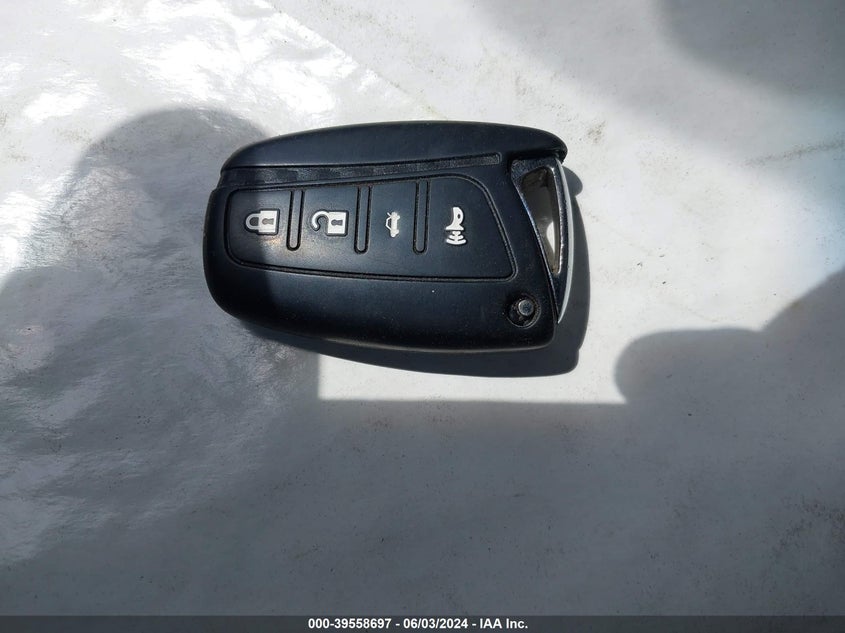 2013 Hyundai Santa Fe Sport 2.0T VIN: 5XYZUDLA1DG020250 Lot: 39558697