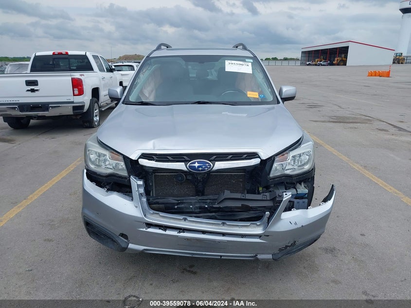 2018 Subaru Forester 2.5I Premium VIN: JF2SJAEC1JH506827 Lot: 39559078