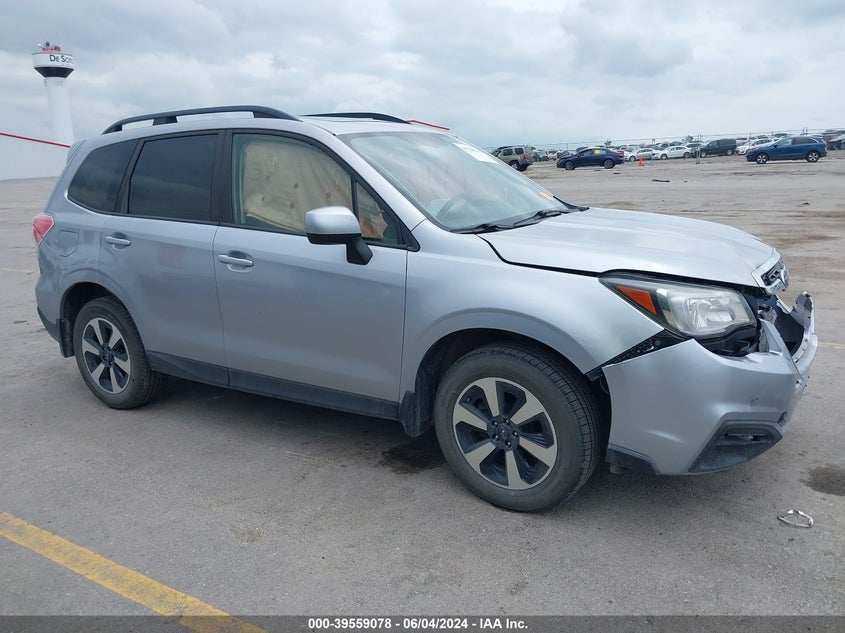 2018 Subaru Forester 2.5I Premium VIN: JF2SJAEC1JH506827 Lot: 39559078