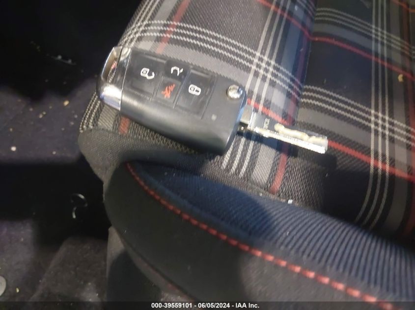 2017 VOLKSWAGEN GOLF GTI AUTOBAHN 4-DOOR/S 4-DOOR/SE 4-DOOR/SPORT 4-DOOR - 3VW547AU3HM016512