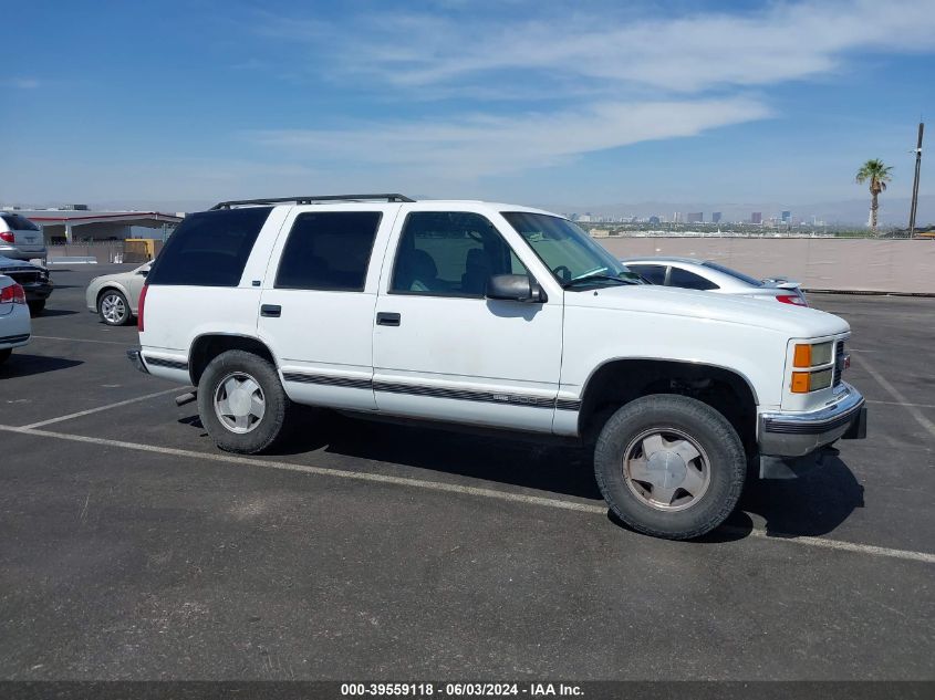 1995 GMC Yukon VIN: 1GKEK13K9SJ762392 Lot: 39559118