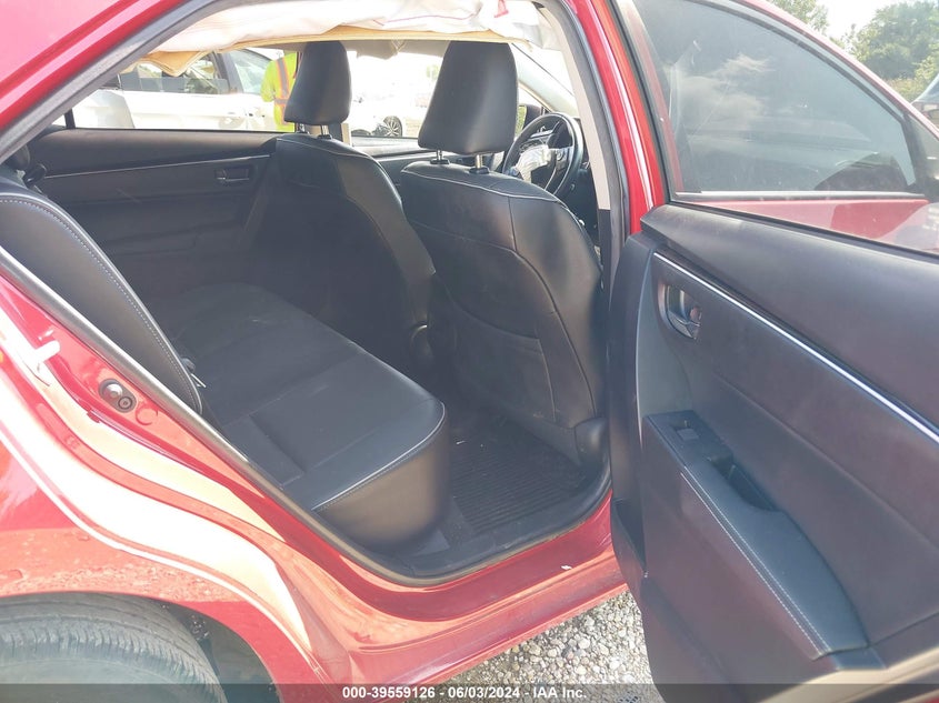 VIN 2T1BURHE9KC235782 2019 TOYOTA COROLLA XLE