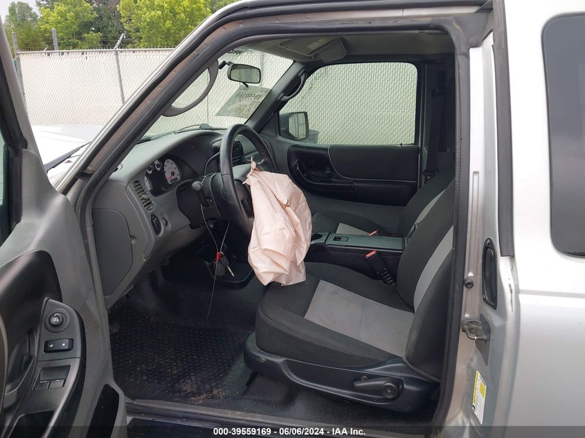 2010 Ford Ranger Sport/Xlt VIN: 1FTLR4FE9APA70926 Lot: 39559169