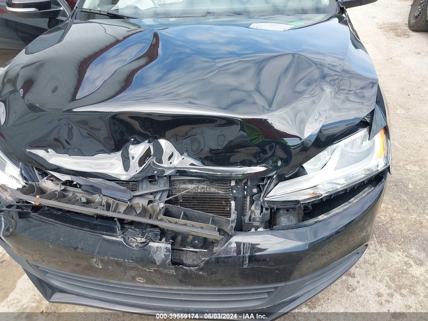 2012 Volkswagen Jetta 2.5L Se VIN: 3VWDX7AJ4CM387227 Lot: 39559174