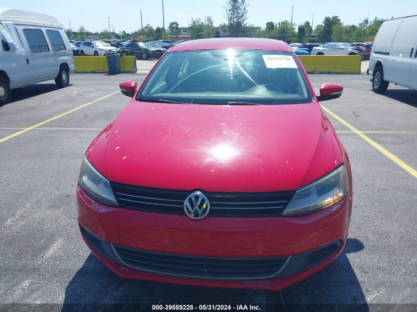 2013 VOLKSWAGEN JETTA 2.5L SE - 3VWDP7AJ8DM395560