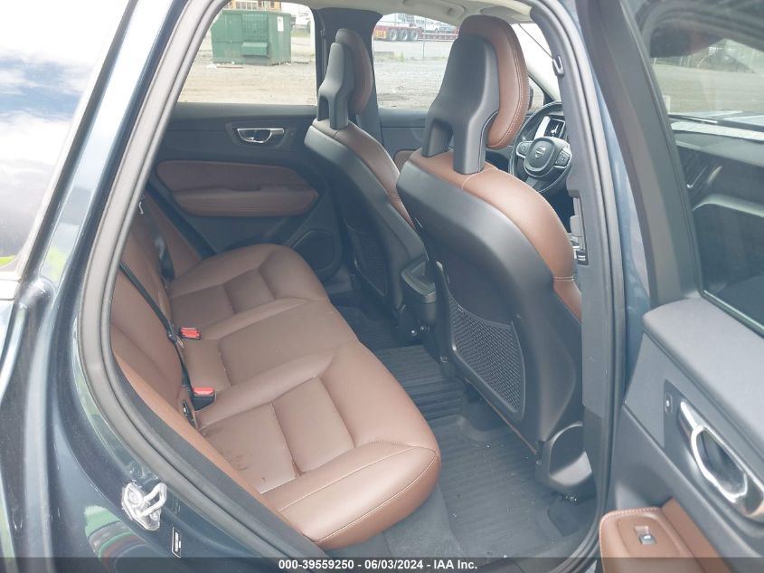 2018 Volvo Xc60 T5 Momentum VIN: YV4102RK7J1030612 Lot: 39559250