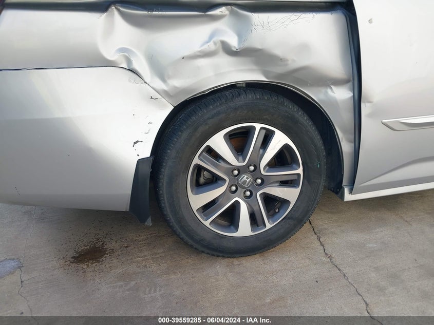 2014 Honda Odyssey Touring/Touring Elite VIN: 5FNRL5H98EB010279 Lot: 39559285