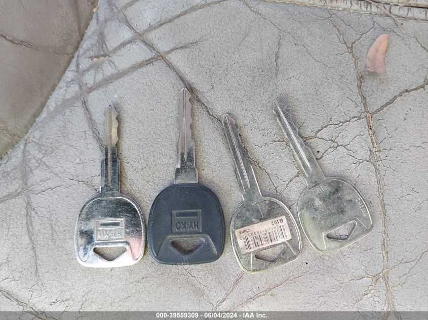 2001 GMC Sierra 1500 C3 VIN: 2GTEK69UX11341260 Lot: 39559309