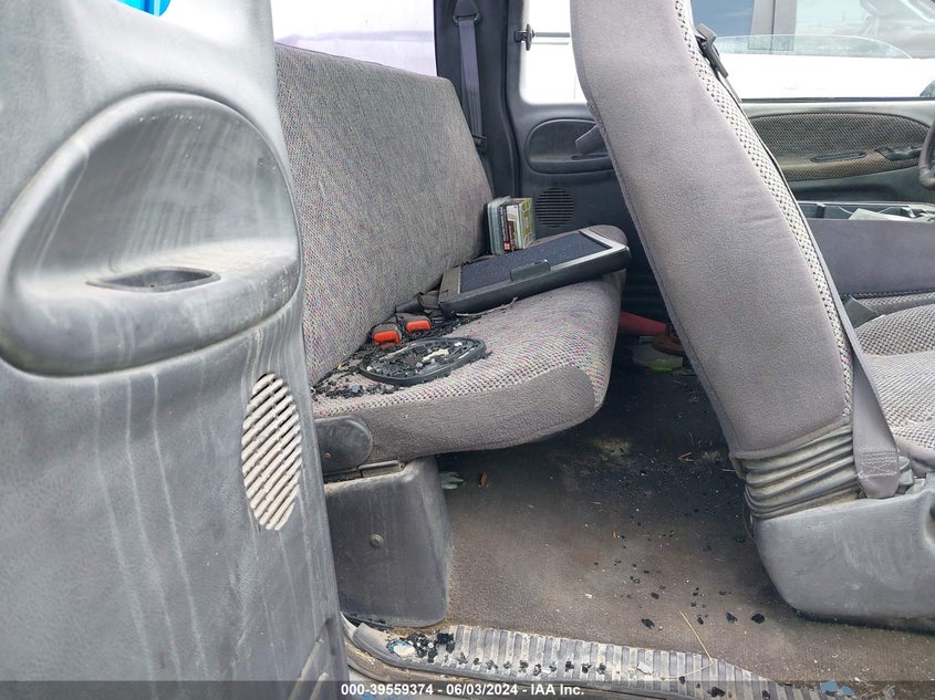 2001 Dodge Ram 1500 St VIN: 1B7HC13Y71J208163 Lot: 39559374