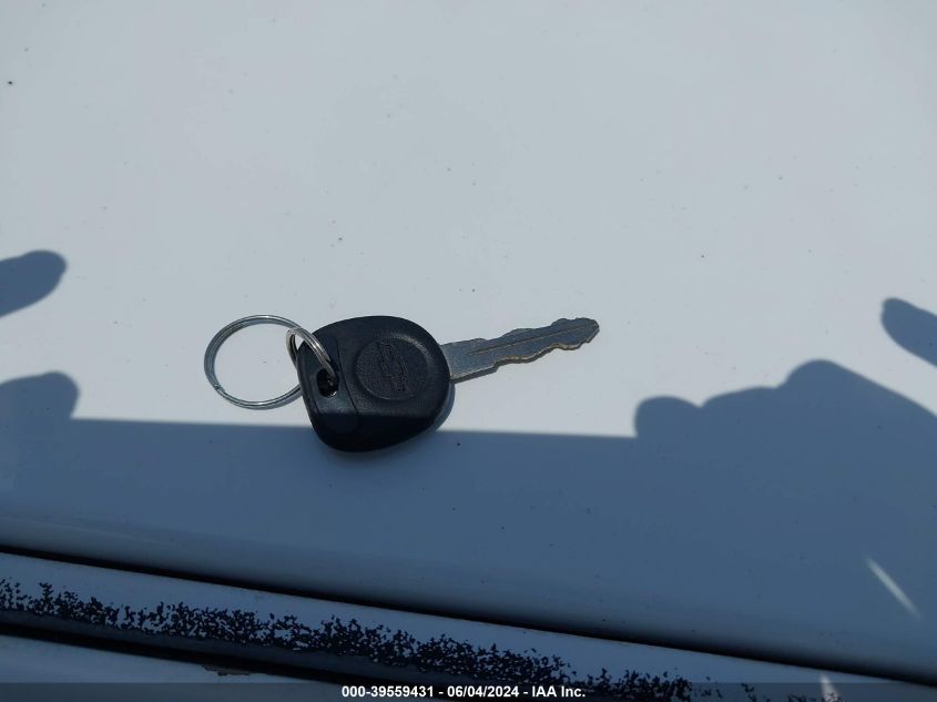 2002 Chevrolet Malibu VIN: 1G1ND52J82M647005 Lot: 39559431