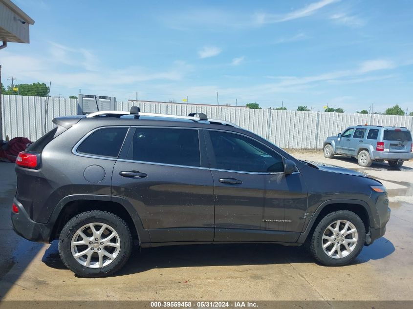 2017 Jeep Cherokee Latitude 4X4 VIN: 1C4PJMCS1HW590038 Lot: 39559458