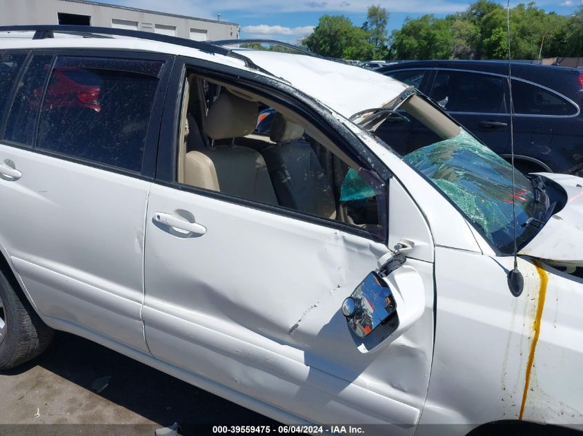2004 Toyota Highlander V6 VIN: JTEEP21AX40015675 Lot: 39559475