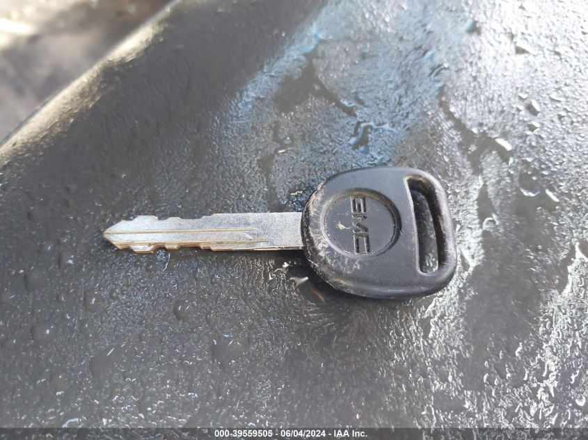 2004 GMC Sierra 2500Hd Work Truck VIN: 1GTHC24204E339481 Lot: 39559505