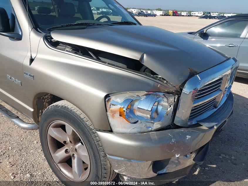 2008 Dodge Ram 1500 Slt VIN: 1D7HA182X8J235318 Lot: 39559572