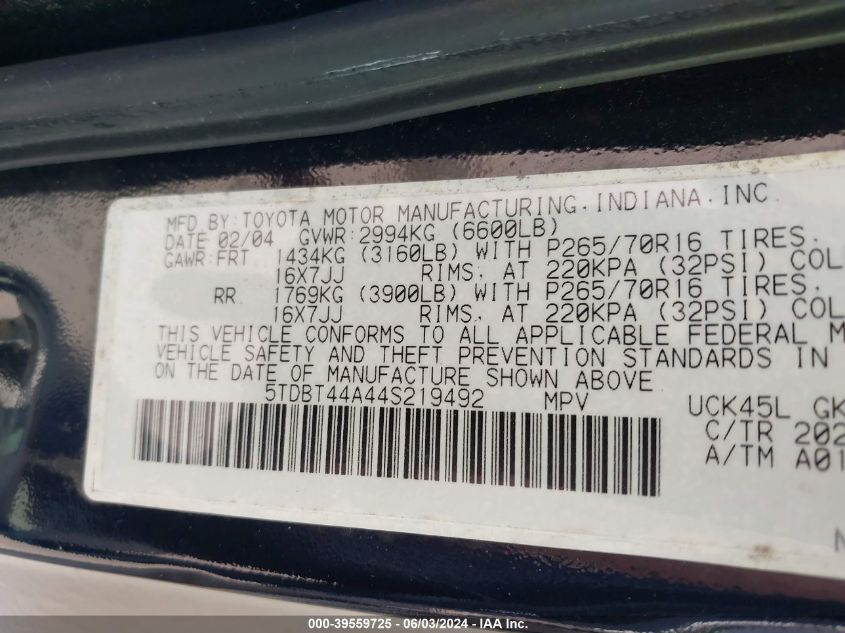2004 Toyota Sequoia Sr5 V8 VIN: 5TDBT44A44S219492 Lot: 39559725