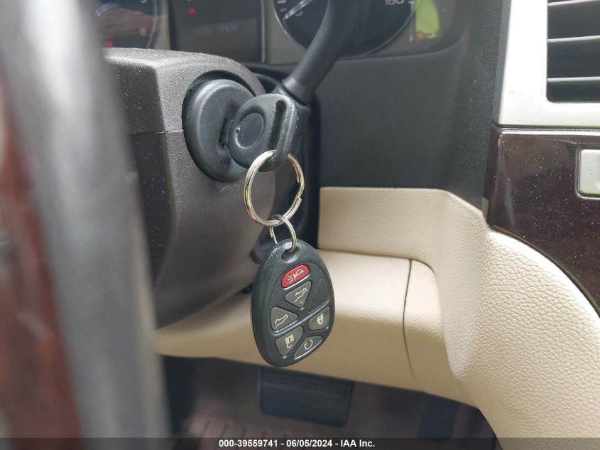 2007 Cadillac Escalade Luxury VIN: 1GYFK63807R290118 Lot: 39559741