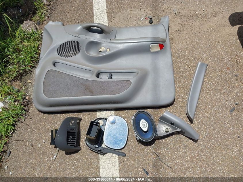 1997 Ford F-150 Lariat/Standard/Xl/Xlt VIN: 1FTDF1869VKA80621 Lot: 39560014