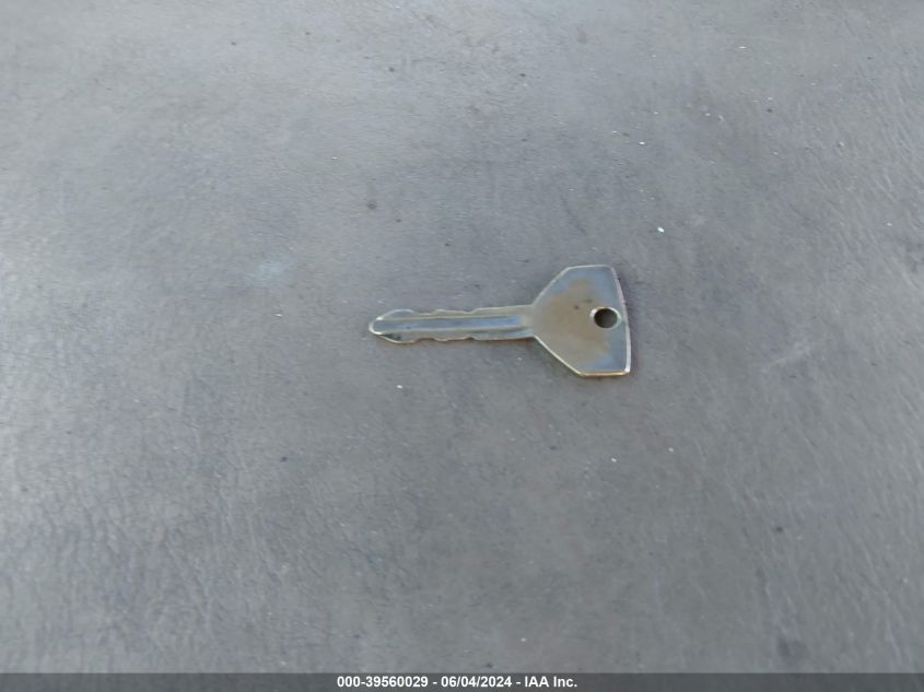 1998 Dodge Ram 1500 St VIN: 1B7HC13Z6WJ122133 Lot: 39560029