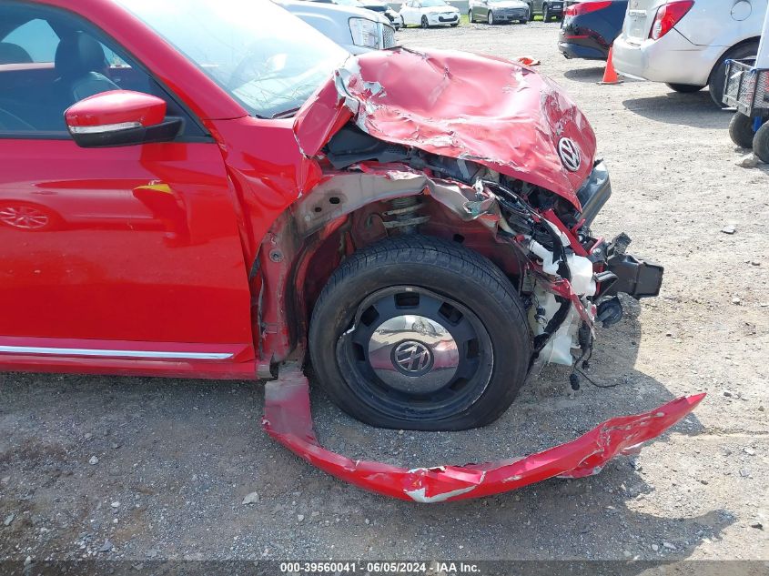 2012 Volkswagen Beetle 2.5L VIN: 3VWJP7AT9CM639901 Lot: 39560041