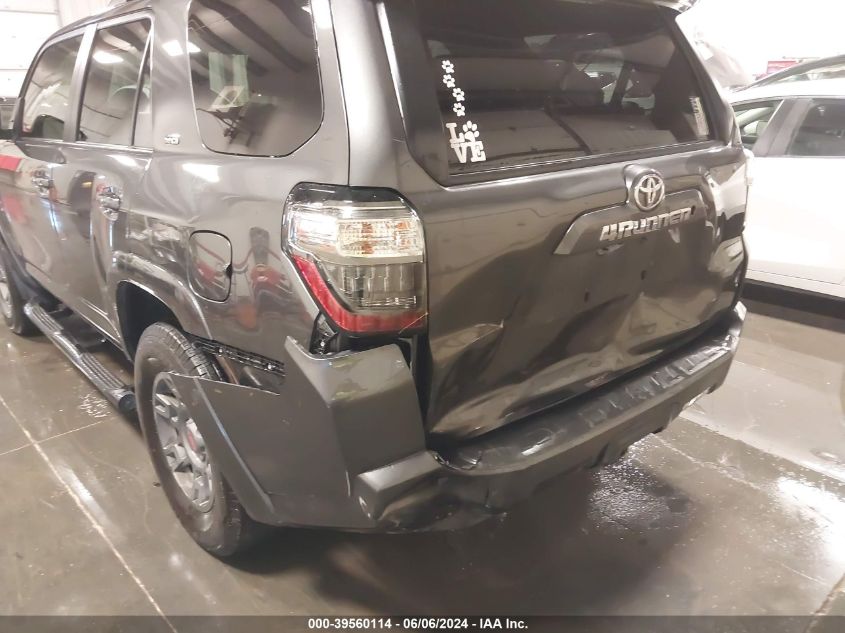 2019 Toyota 4Runner Sr5 Premium VIN: JTEBU5JR8K5715231 Lot: 39560114