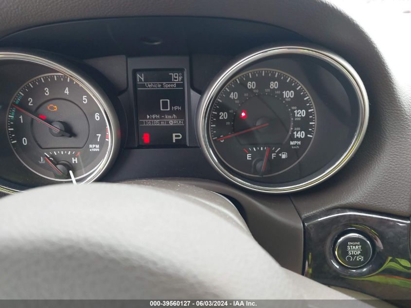 2011 Jeep Grand Cherokee Laredo VIN: 1J4RR4GG4BC527784 Lot: 39560127