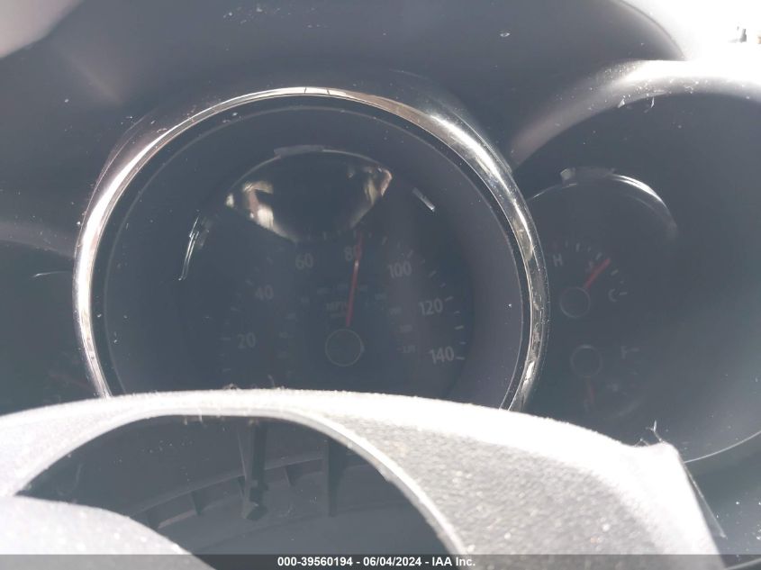 2010 Kia Soul + VIN: KNDJT2A21A7120146 Lot: 39560194