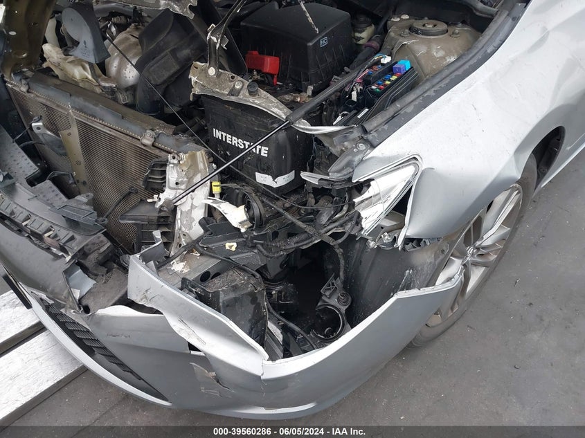 2016 Toyota Camry Se VIN: 4T1BF1FK2GU227310 Lot: 39560286