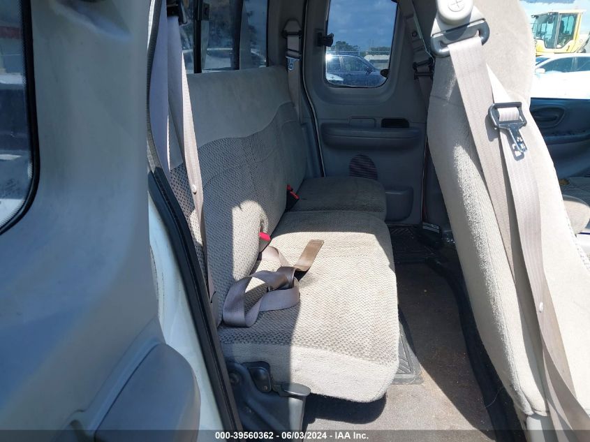 2000 Ford F-150 Lariat/Work Series/Xl/Xlt VIN: 1FTRX17L1YNA99239 Lot: 39560362