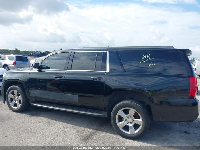 2017 Chevrolet Suburban C1500 Lt VIN: 1GNSCHKC1HR136397 Lot: 39560393