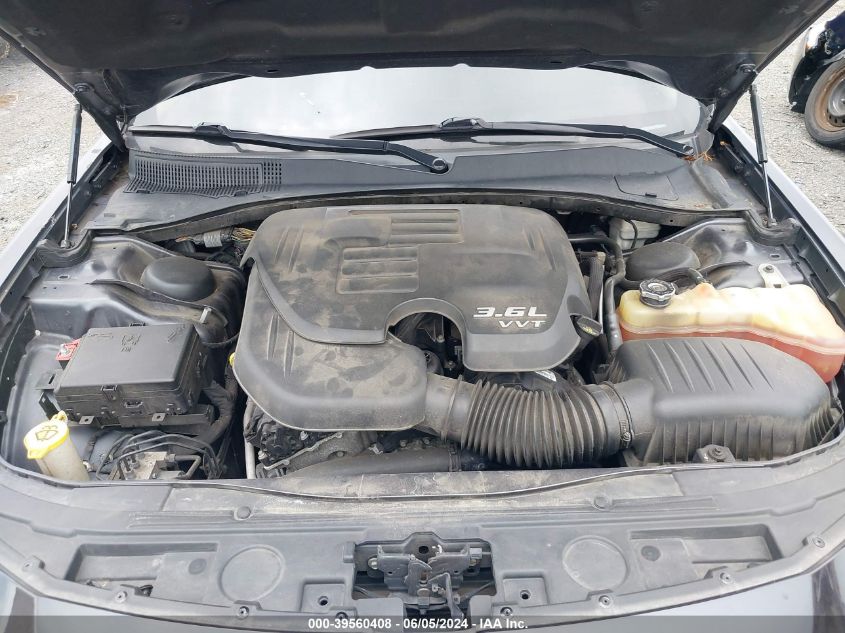 2015 Chrysler 300 Limited VIN: 2C3CCAAG3FH756517 Lot: 39560408