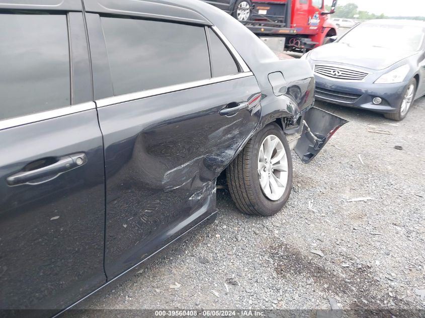 2015 Chrysler 300 Limited VIN: 2C3CCAAG3FH756517 Lot: 39560408