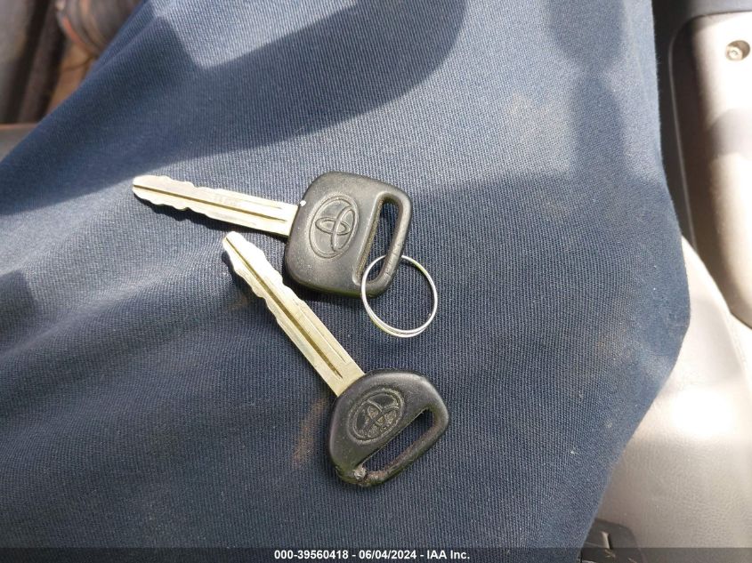 2001 Toyota Rav4 VIN: JTEHH20V810096864 Lot: 39560418